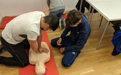 What To Do When Someone Needs CPR: First Aid Course Basics